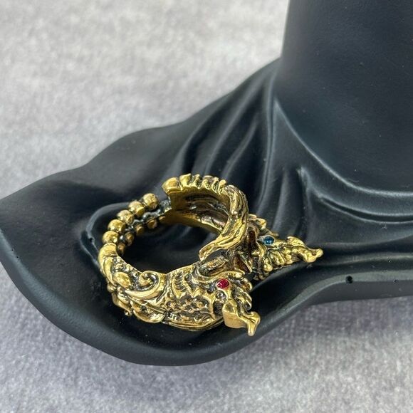 Gucci Rare Stone Dragon Gold Tone Medium Ring 8 - Picture 8 of 9